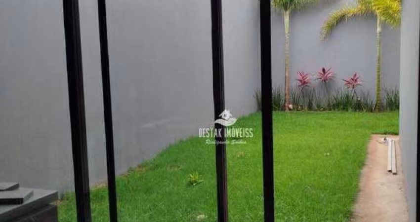 Casa com 3 quartos à venda no Bairro Aclimação - Uberlândia/MG