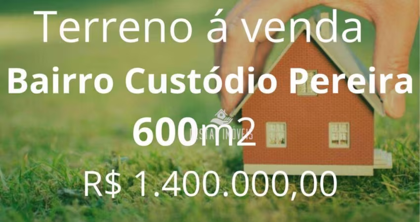 Terreno à venda no Bairro Custódio Pereira - Uberlândia/MG