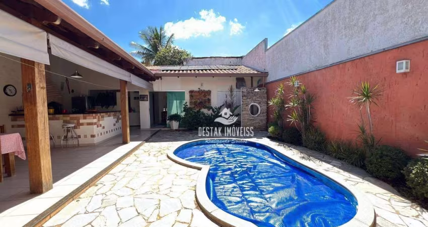 Casa com 4 quartos à venda no Bairro Vigilato Pereira - Uberlândia/MG