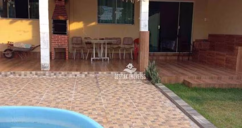 Casa com 3 quartos à venda, bairro Marta Helena - Uberlândia/MG