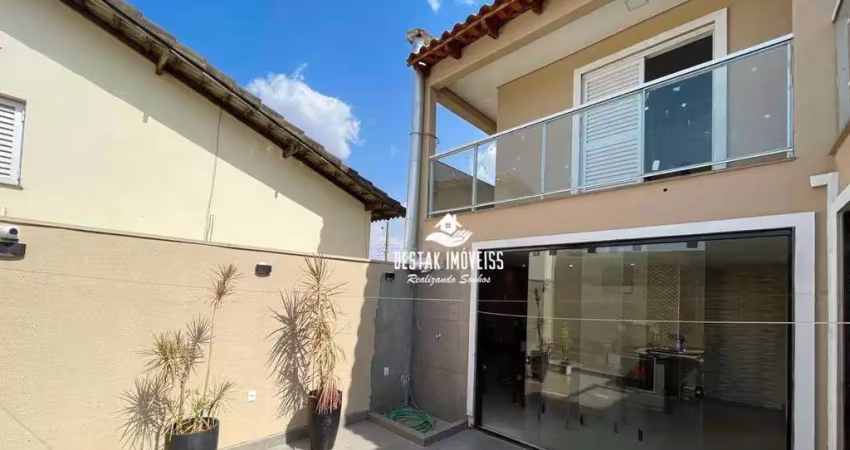 Sobrado com 3 quartos à venda, bairro cidade jardim - uberlândia/mg