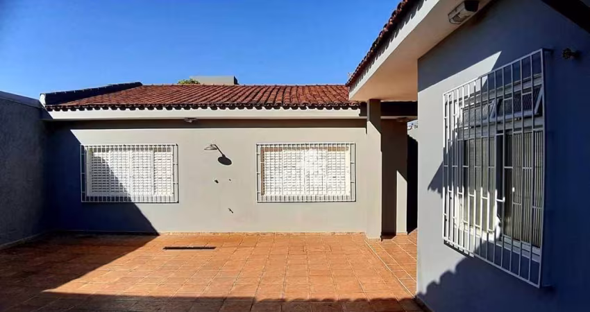 Casa com 3 quartos à venda, bairro Brasil - Uberlândia/MG