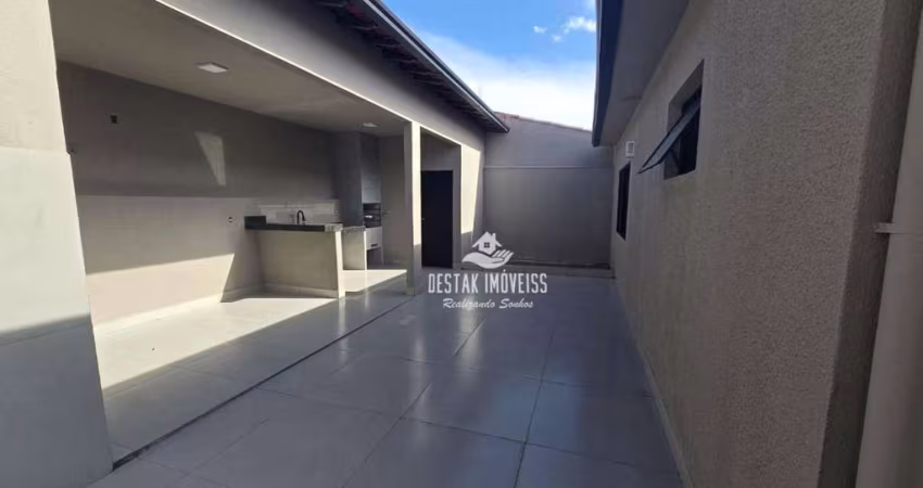 Casa com 3 quartos à venda, bairro  Santa Mônica - Uberlândia/MG