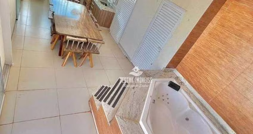 Cobertura com 4 quartos à venda, bairro Santa Mônica - Uberlândia/MG