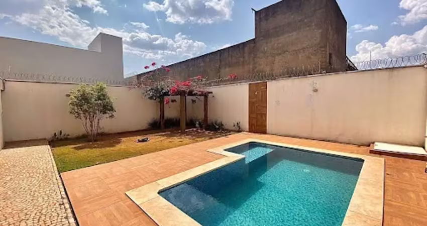 Sobrado com 3 quartos à venda, bairro alto umuarama - uberlândia/mg