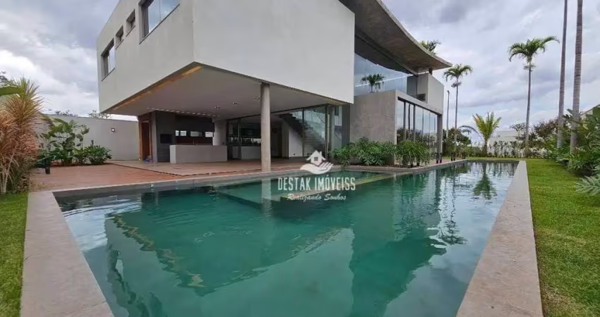 Sobrado com 4 quartos à venda, no Condomínio Solares da Gávea - Uberlândia/MG