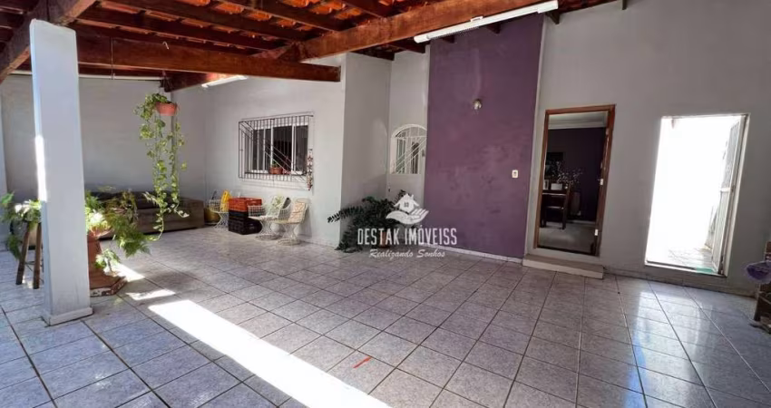 Casa com 2 quartos à venda no Bairro Santa Mônica - Uberlândia/MG