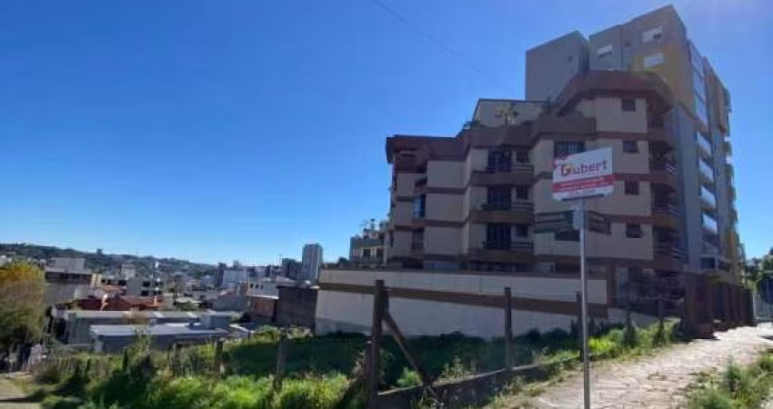 Terreno de esquina no bairro Pio X