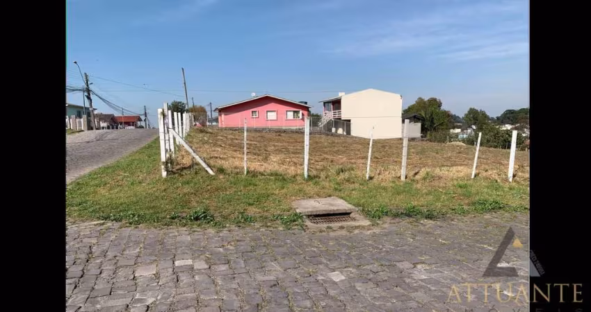 Terreno de esquina com 1.833m2