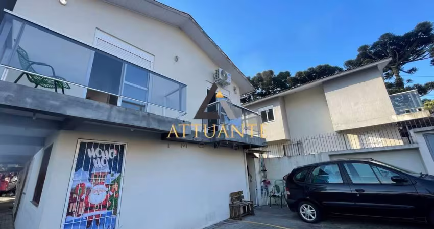 Excelente sobrado com suíte no Bairro Desvio Rizzo