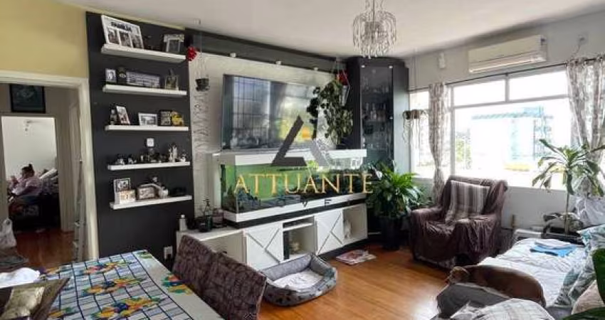 Amplo apartamento no Bairro São Pelegrino