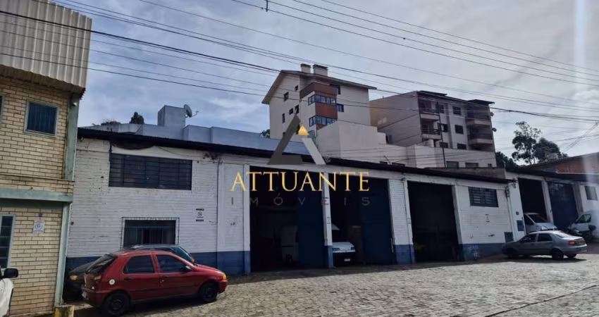 Pavilhão bem localizado no bairro São José