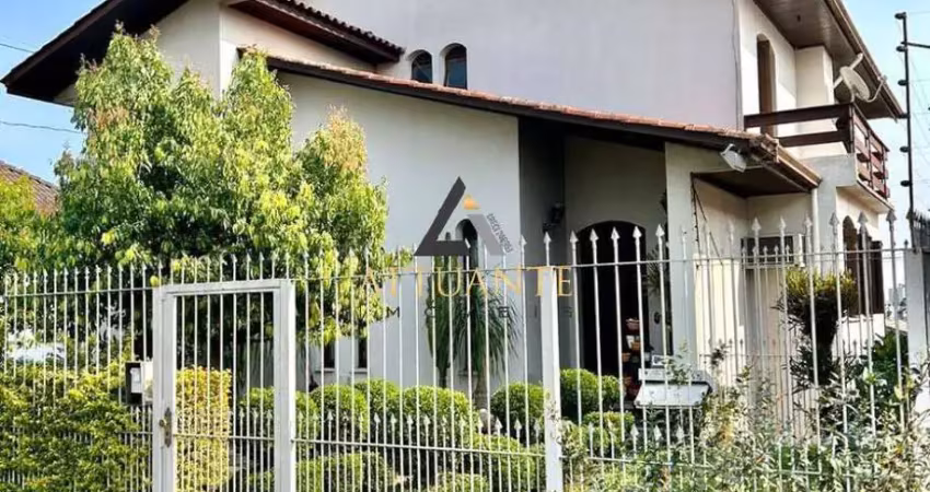 Casa com 3 quartos à venda no Rio Branco, Caxias do Sul 