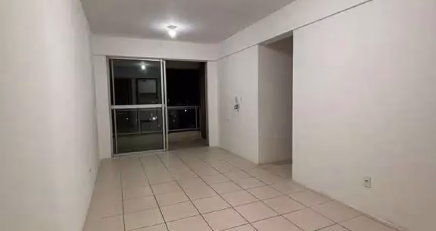 Apartamento com 3 quartos para alugar na Rua Pataro Machado, 310, Centro, Lauro de Freitas