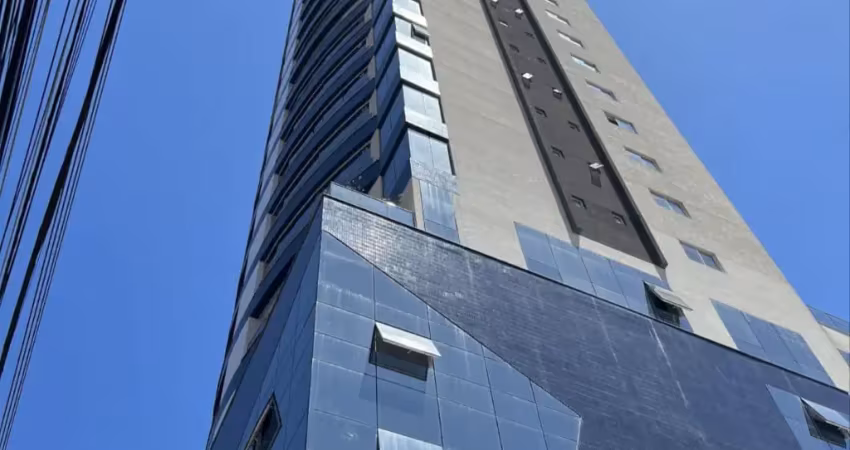 Apartamento com 3 quartos à venda na Rua 334, 25, Meia Praia, Itapema