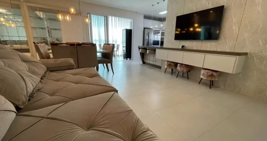 Apartamento com 3 quartos à venda na Rua 210, 167, Meia Praia, Itapema