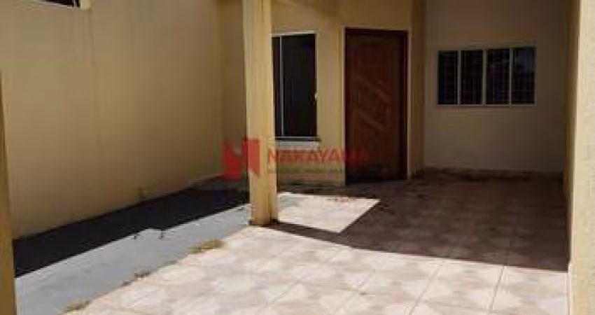 Casa com 3 dorms sendo 1 suíte, 2 vagas  em Colúmbia, Londrina/PR