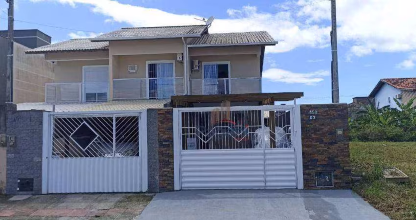 Sobrado com 2 dormitórios à venda, 66 m² por R$ 369.000,00 - Aririú - Palhoça/SC