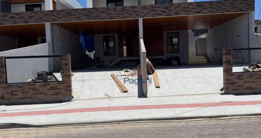 Sobrado com 3 dormitórios à venda, 150 m² por R$ 930.000,00 - Passa Vinte - Palhoça/SC