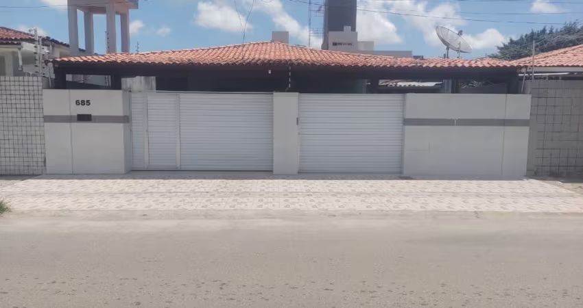Uma Excelente Casa para vender no Cristo 3 quarto 1 suite