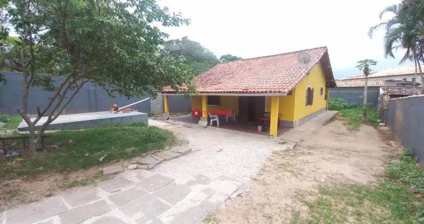 Casa com 3 quartos à venda na Rua Marcílio Dias, 287, Balneário São Pedro, São Pedro da Aldeia
