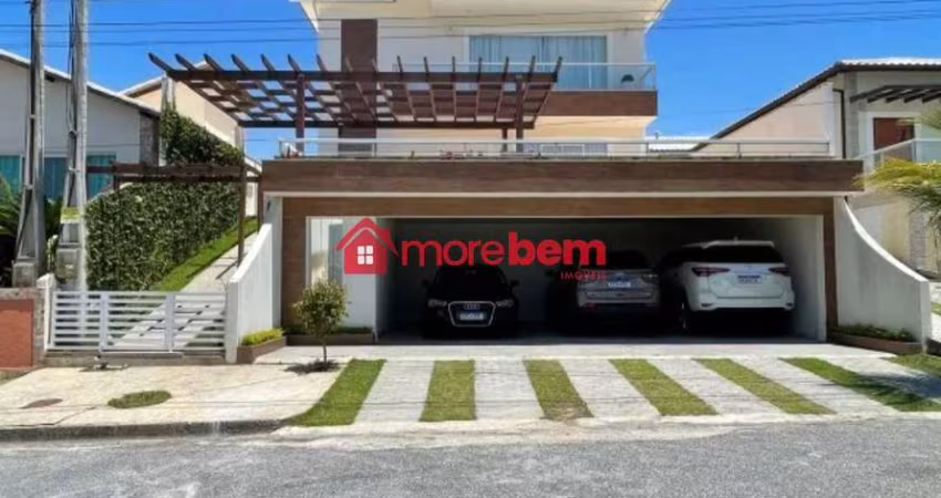 Casa em condomínio fechado com 4 quartos para alugar na Avenida Mário Theophilo Guerra, Nova São Pedro, São Pedro da Aldeia