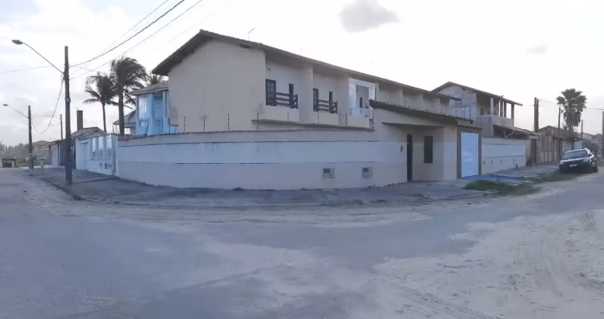 Lindo sobrado de frente e com vista para o mar -  02 quartos e 02 banheiros - churrasqueira privativa
