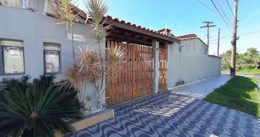 Linda casa na praia a apenas 400 metros do mar pronta para morar