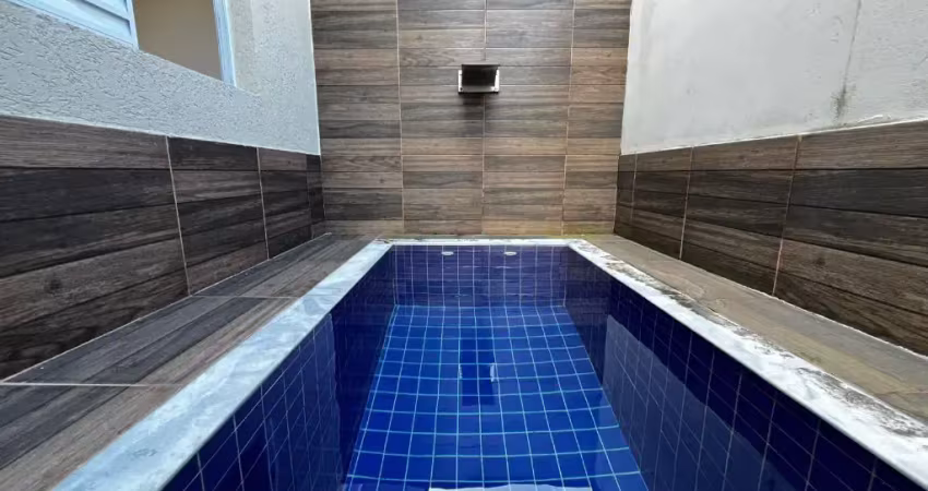 Linda casa na praia em condomínio com piscina e churrasqueira privativas