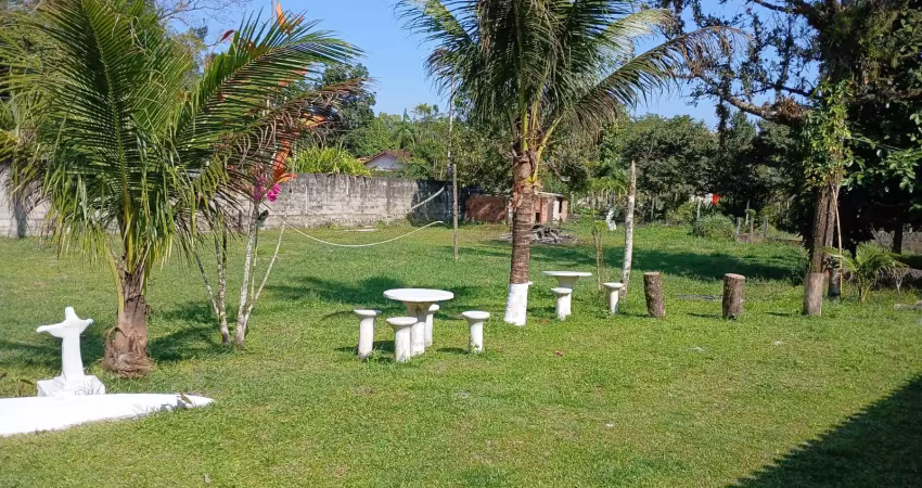 Linda chácara na praia a 10 minutos do mar - 2000m²