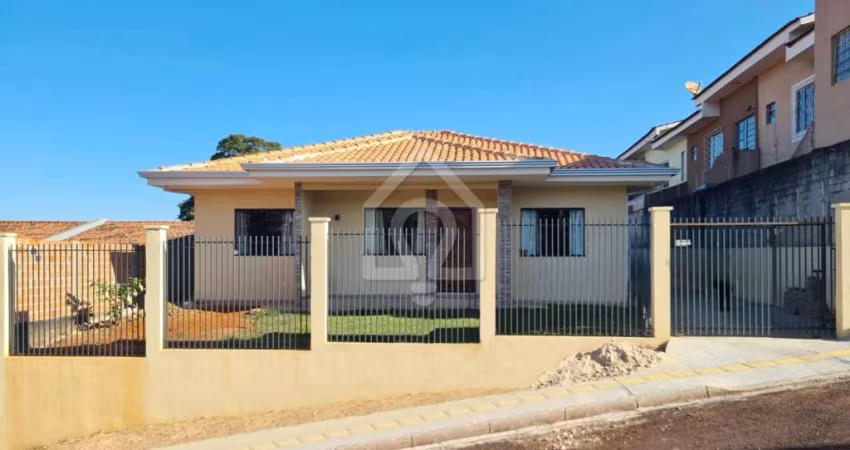 CASA À VENDA NA NOVA RÚSSIA - VILA SANTO ANTÔNIO