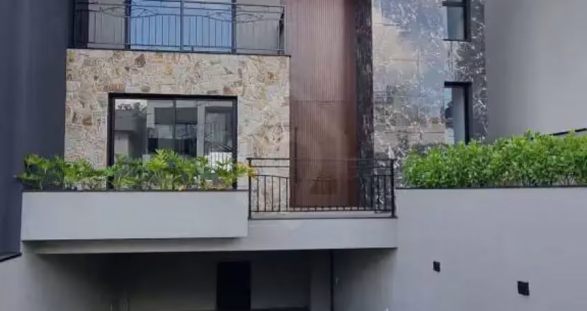 CASA À VENDA CONDOMÍNIO VALE DOS VINHEDOS