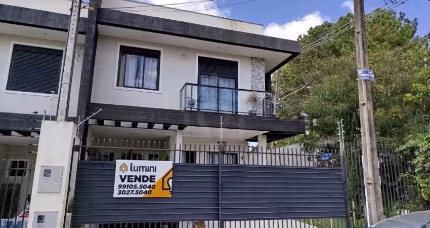 SOBRADO À VENDA NO JARDIM CARVALHO