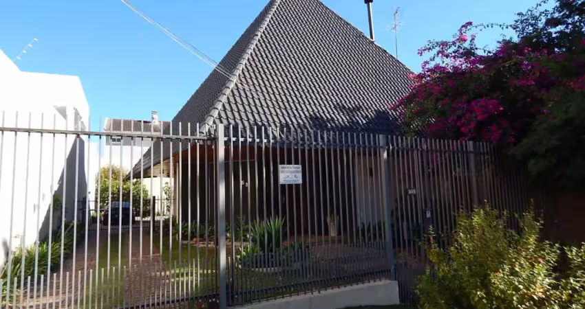 Casa com 5 quartos à venda na Rua Tomio Kawamura, 55, Estrela, Ponta Grossa