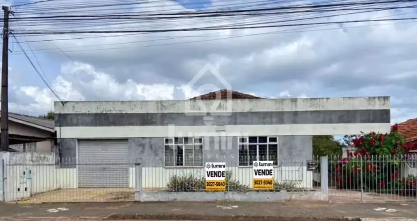 Casa à venda na Rua Miguel Calmon, Uvaranas, Ponta Grossa