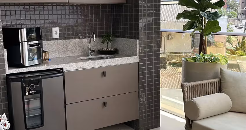 Apartamento de luxo, porteira fechada