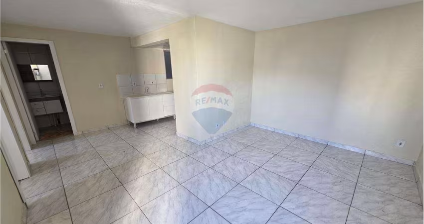 Apartamento Reformado, 2 Dormitórios.