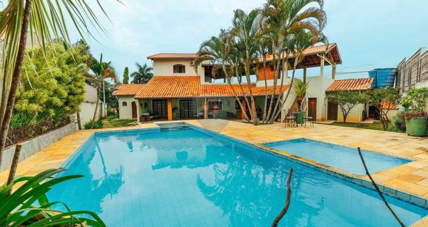Casa de Condomínio à venda em Itupeva-SP. 4 suítes, 667 m² , no Residencial Paineiras, R$ 1.350.000,00