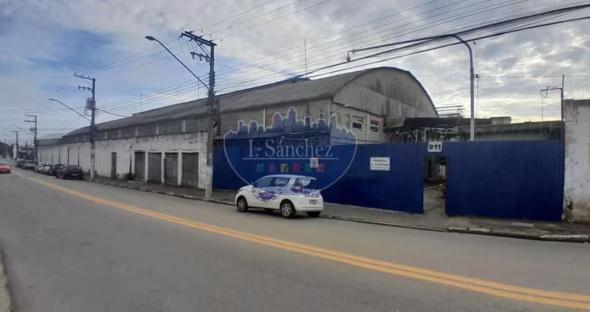 Galpão para Locação em Itaquaquecetuba, Vila Monte Belo, 10 banheiros, 18 vagas