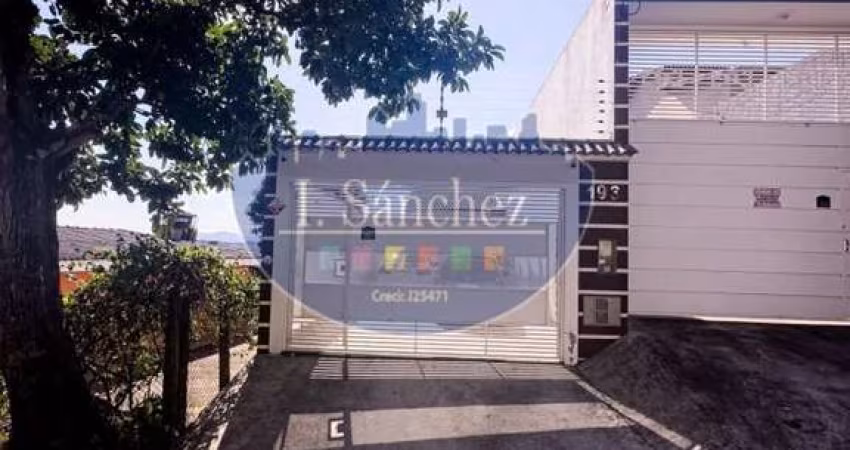 Casa para Venda em Arujá, Jardim Tupi, 2 dormitórios, 2 banheiros, 2 vagas