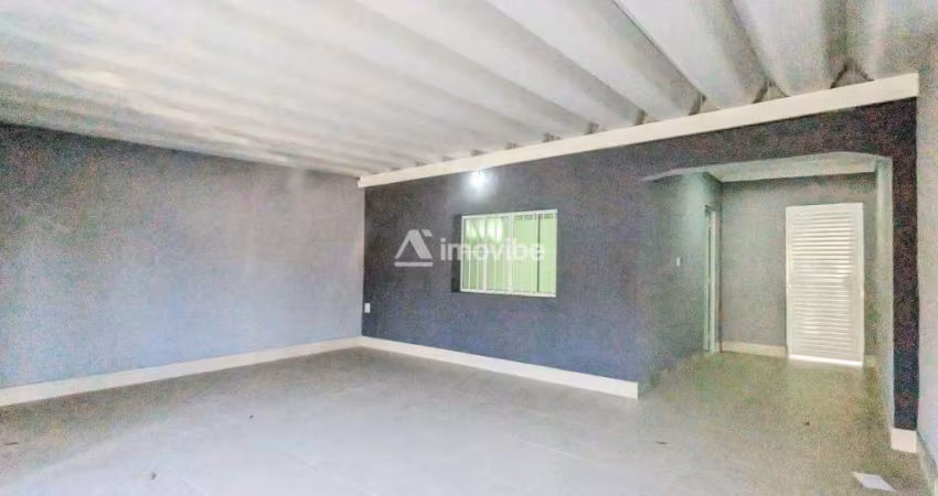 Casa com 3 quartos sendo uma suíte, com área de serviço e 2 vagas de garagem cobertas. em Americana SP