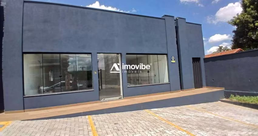 Salão Comercial com 270 m², 5 Salas, 9 Banheiros, 4 Vagas, 1 Lavanderia e Ótima Estrutura em Americana - SP
