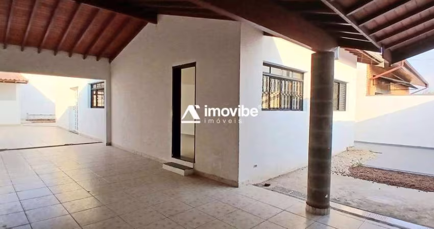 Casa à venda com 03 dormitórios, 01 suíte em Nova Odessa / SP