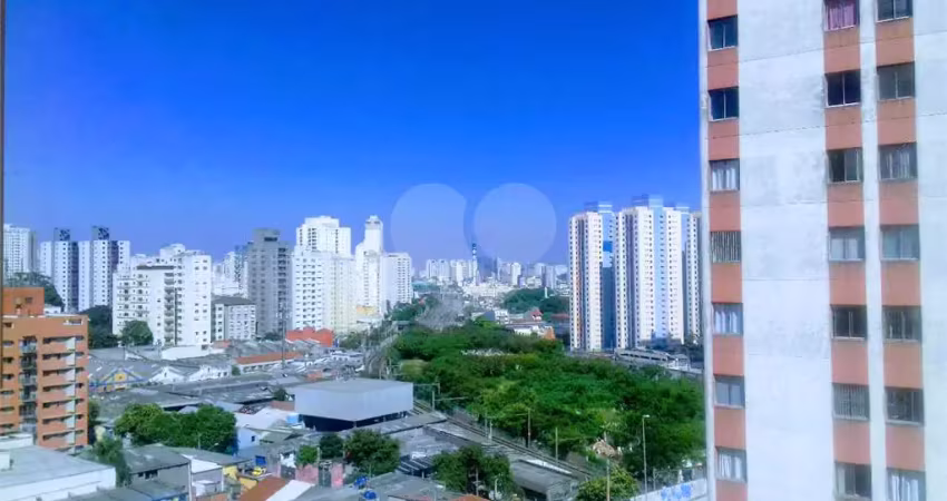 Apartamento com 48 m² AU, 2 quartos nos Campos Elisios