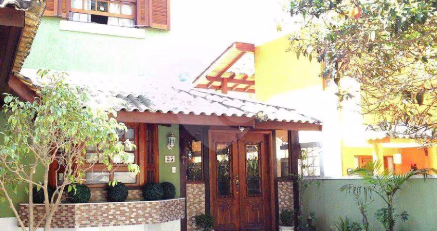 SOBRADO A VENDA NO CONDOMÍNIO ITATINGA - HORTO FLORESTAL - 4 DORMS (2 SUÍTES) E 5 VAGAS