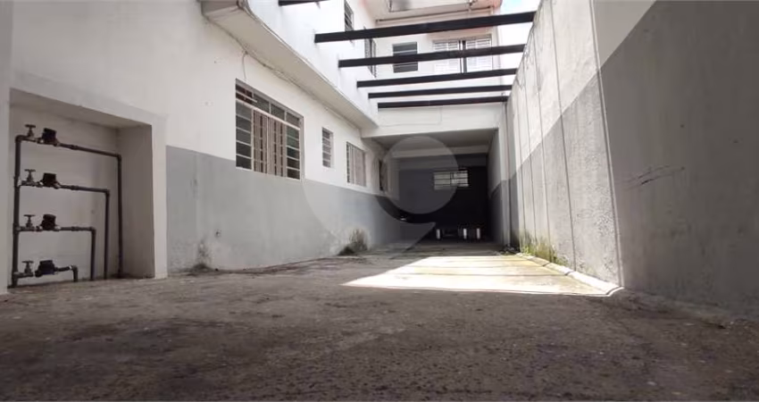 terreno  400 mt  8x50  com seis casas parada inglesa