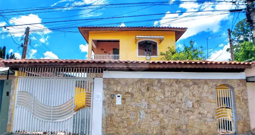 Casa com 4 quartos à venda na Rua José Alves, Horto Florestal, São Paulo