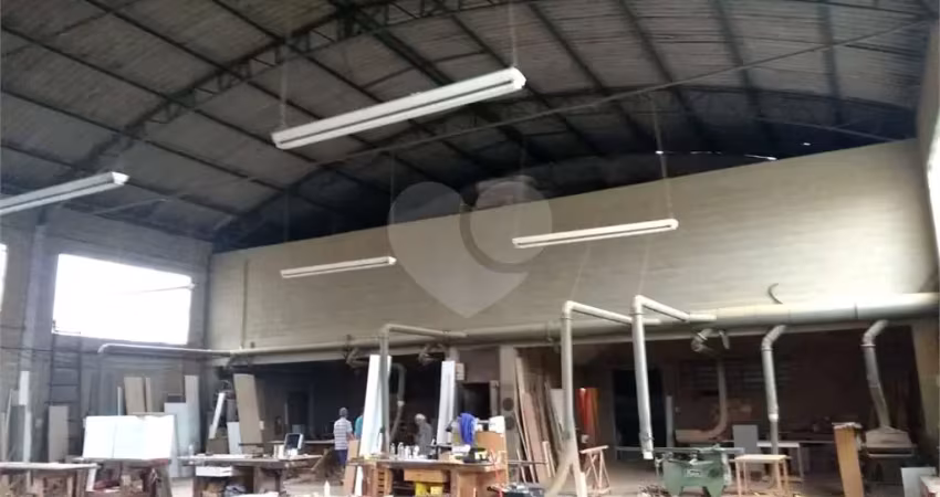 Prédio à venda na Francisco Rodrigues, Jaçanã, São Paulo