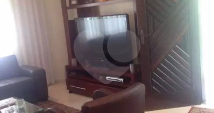 Casa com 3 quartos à venda na Rua Domingos Silva, Penha, São Paulo