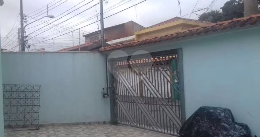 Casa térrea com 3 quartos à venda em vila romero - sp